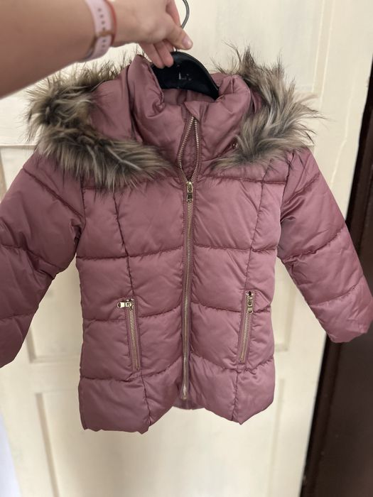 Зимно яке на H&M за момиче 4-5г
