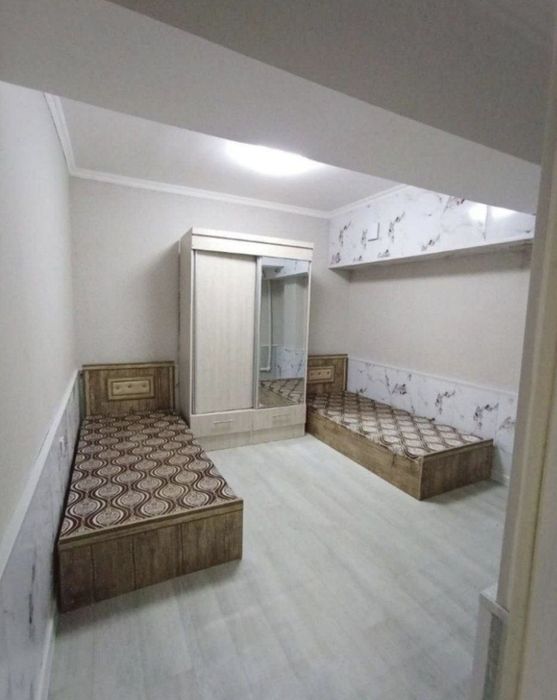 Срочно сотилади 3 хона, -1 этаж  соколний этаж  57м²