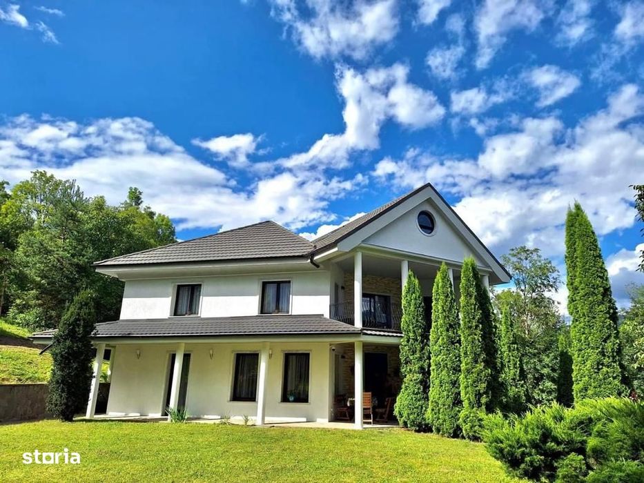 Valea Doftanei - vila superba - 420000 Euro