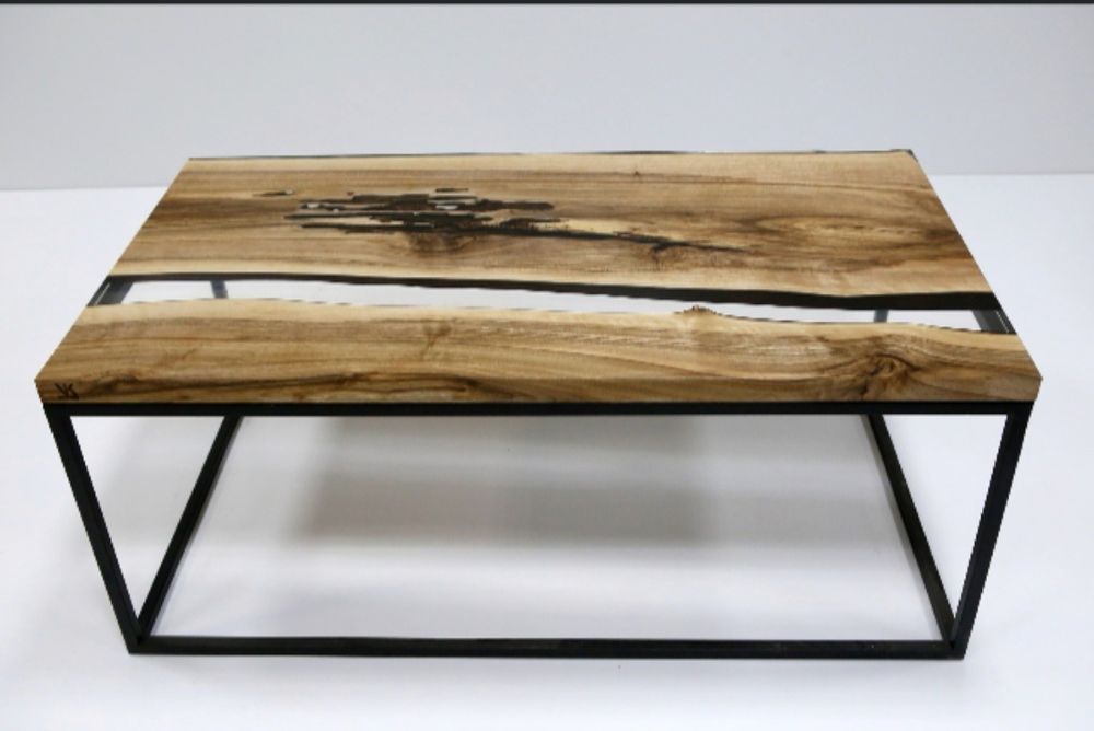 Маси по поръчка с епоксидна смола