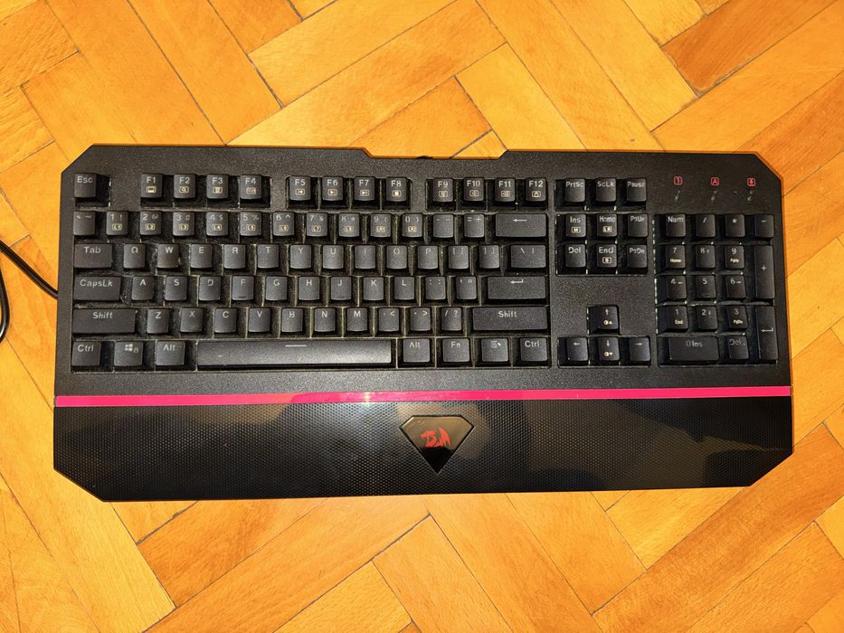 Tastatura gaming mecanica REDDRAGON Andromeda