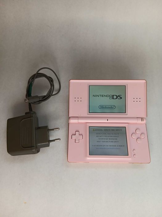 Nintendo DS lite roz, plus joc Solitaire inclus, Vechi De colectie