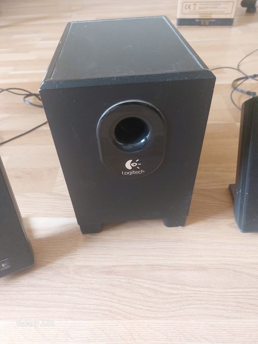 !! Logitech X-240 !!