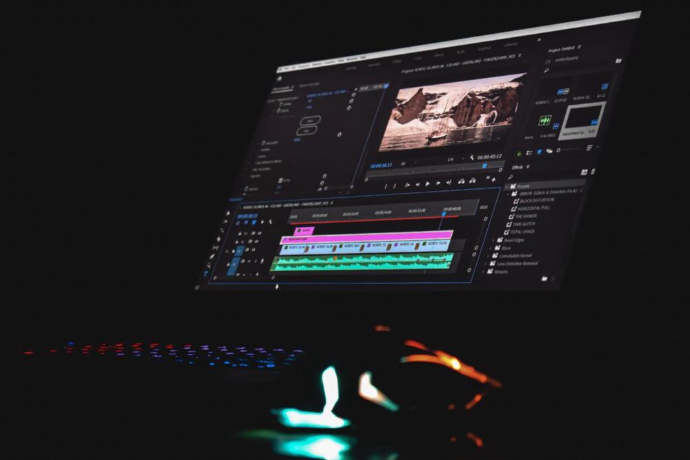 Editaror Video Profesional–  Social Media| Reclame| Evenimente| Comert