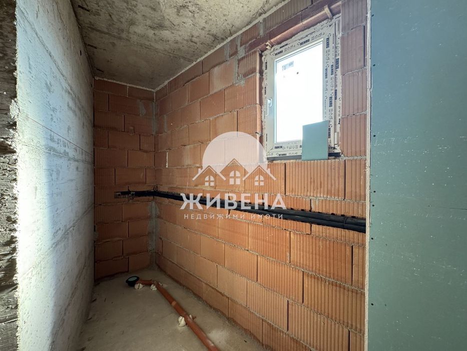 Продава се Двустаен апартамент в Варна, Погреби - 76 кв.м за 1356 €/кв.м - Снимка #4