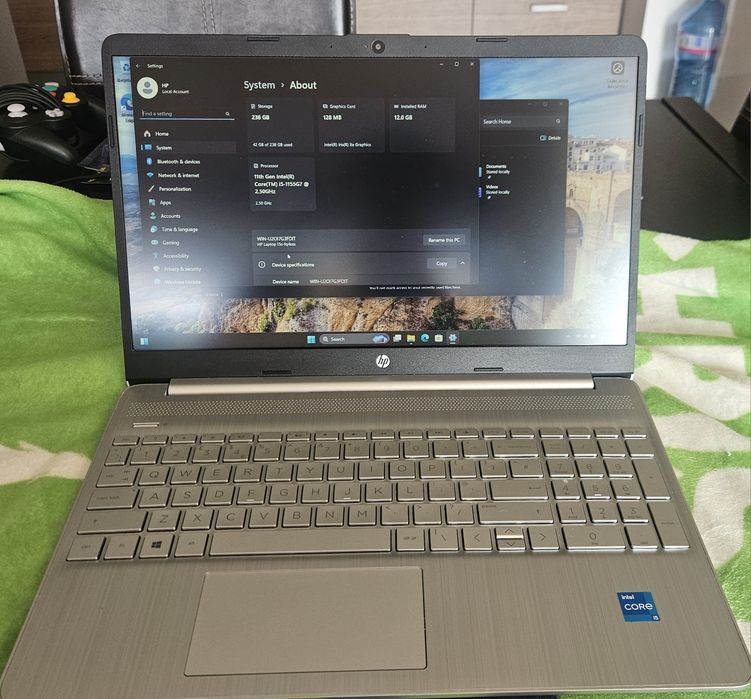 HP 15s-fg4 Intel i5 1155g7 12gb RAM 256gb SSD NVMe