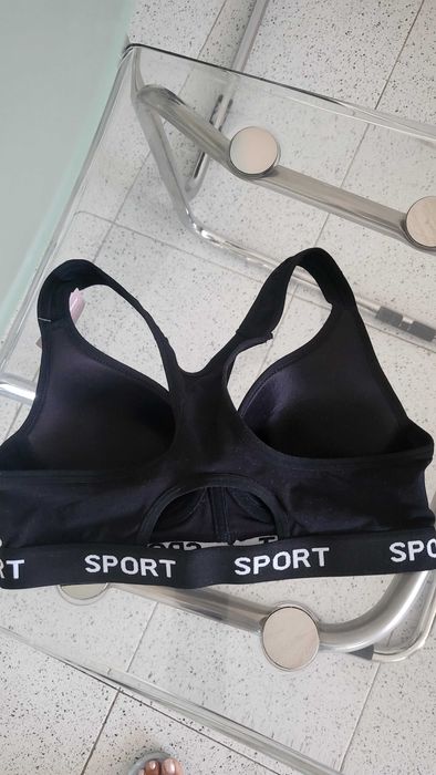Ново! Спортен сутиен S
