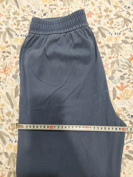 Нов спортен панталон Л размер