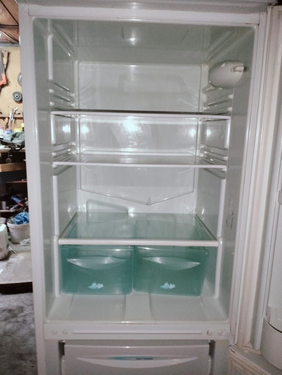 Холодильник б/у Стинол
