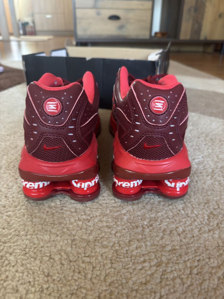 Nike x Supreme Shox Ride 2 White & Red обувки