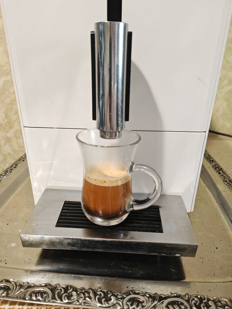 Jura A1 pianowhite