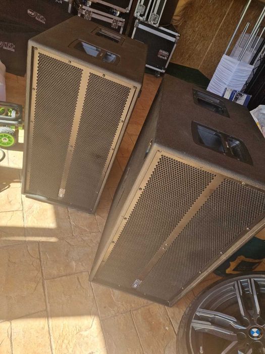 2X RCF TTS26a 3400W RMS (TT TTL TTS 26 A hdl nexo TT+ basi subwooferi)