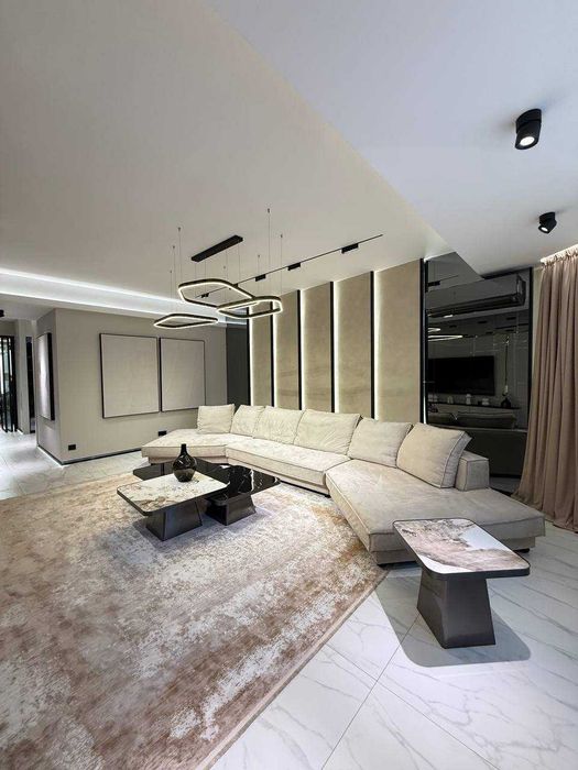 Продаётся 3-х комнатная квартира Банковский Дом ул.Садыка Азимова