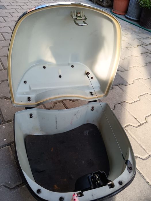 Cutie motor sau scuter