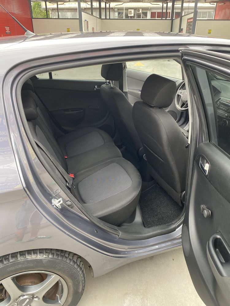 Hyundai i20 бензин