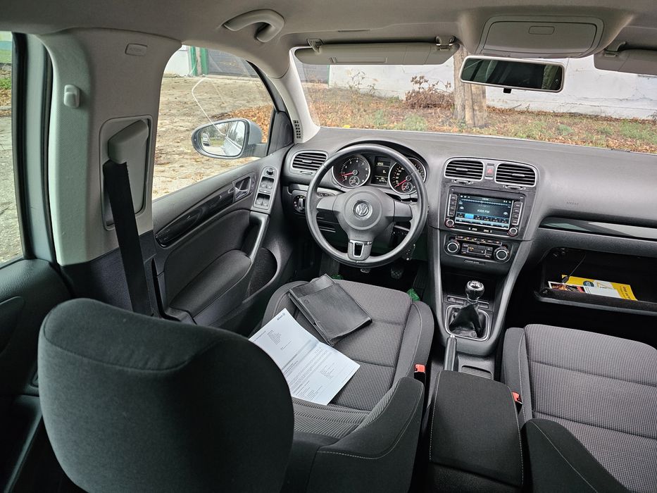VW Golf 6 1.4TSI Navigatie SenzoriParcare Clima CamerăM Bluethoot