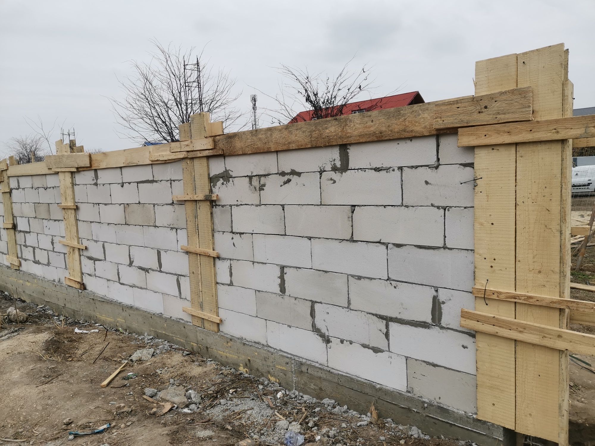 Execut garduri diferite modele