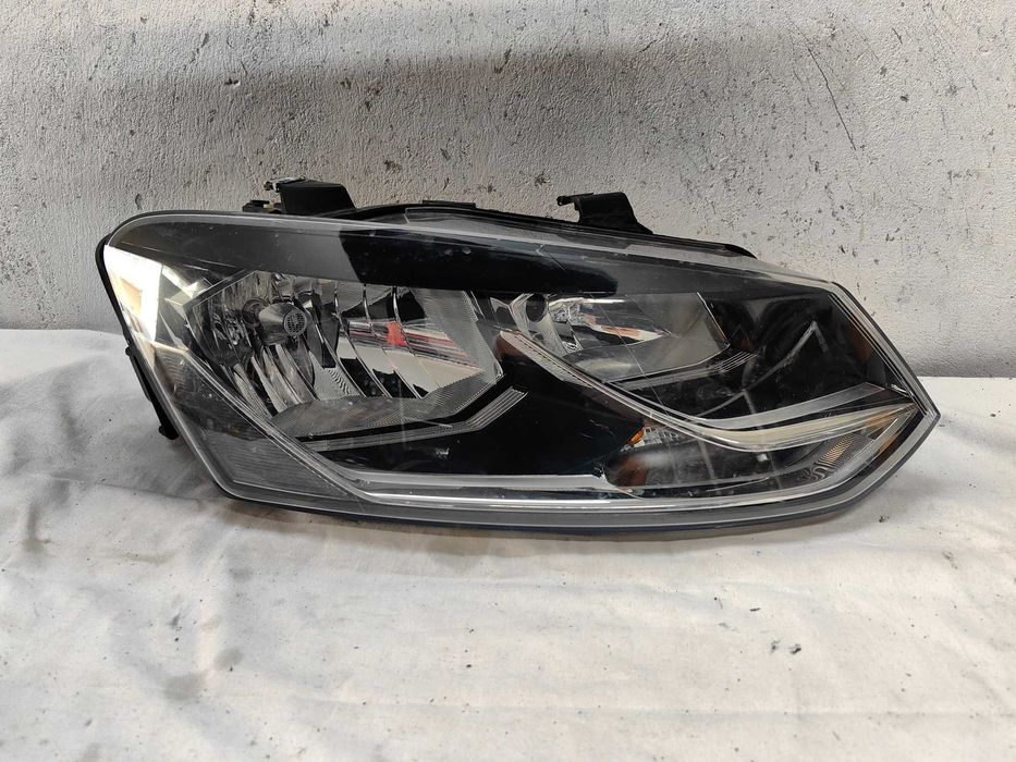 Оригинален фар Vw Polo 6C1