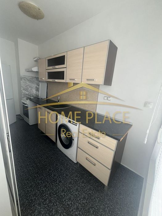 Дава се под наем Двустаен апартамент в Варна, Център - 65 кв.м за 408 € - Снимка #1