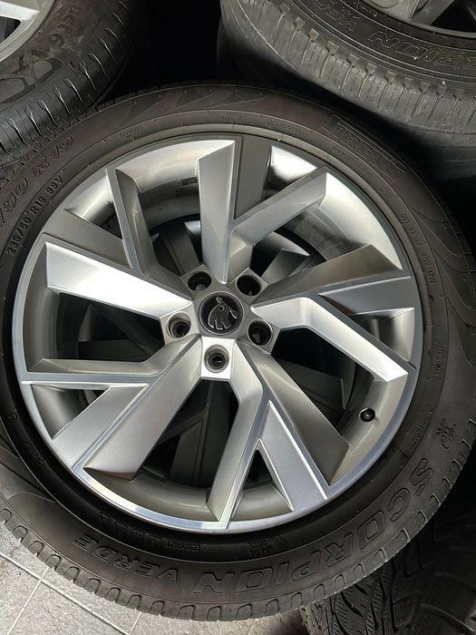 Roti/Jante Skoda Kodiaq 235/50/19