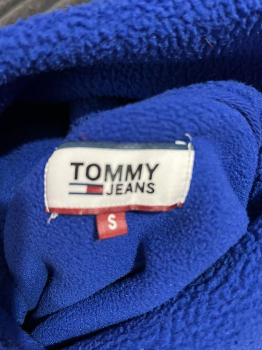 Hanorac Tommy.