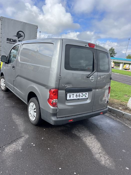 Vand Nissan nv 200