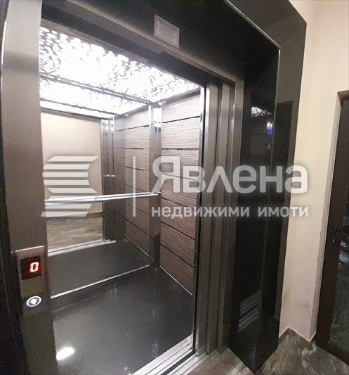 Нов 2-стаен в Младежки хълм