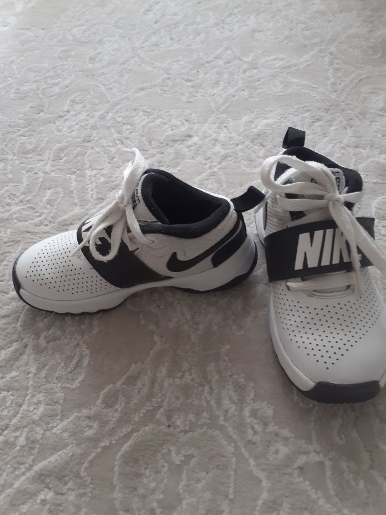 Adidași Nike copii