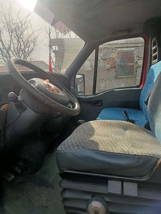 Vand doua iveco basculabile