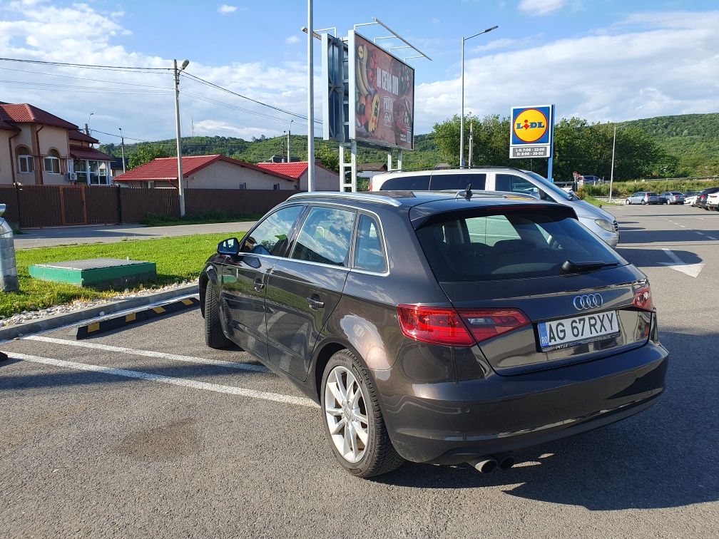 Audi A3 S-line sportback * proprietar