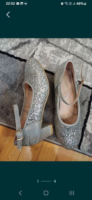 Pantofi argintii mărime 35