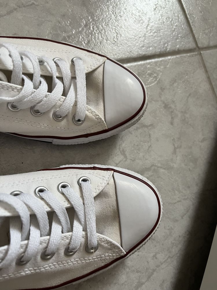 Converse Chuck Taylor All Star 43