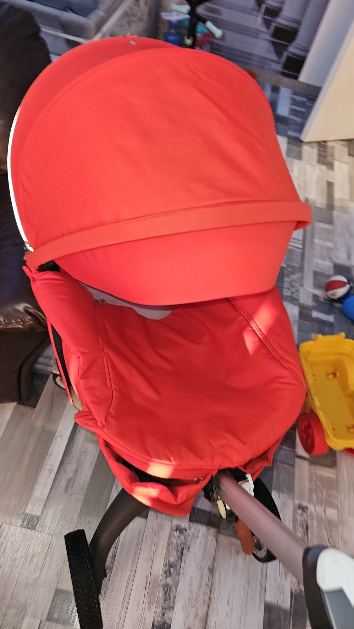 Количка Stokke червена с 2 коша