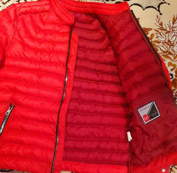 Jacheta roșu unisex!!