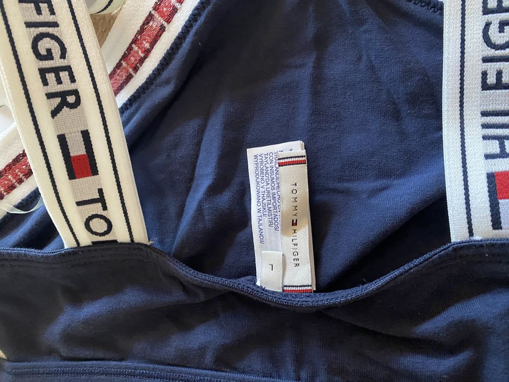Спортен сутиен Tommy Hilfiger, размер L