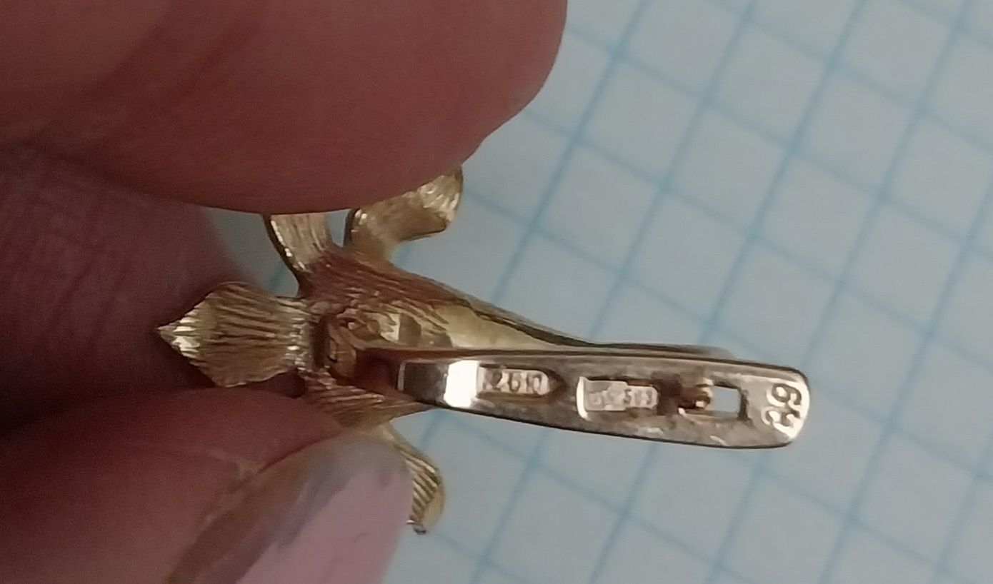 Серьги золотые лилии