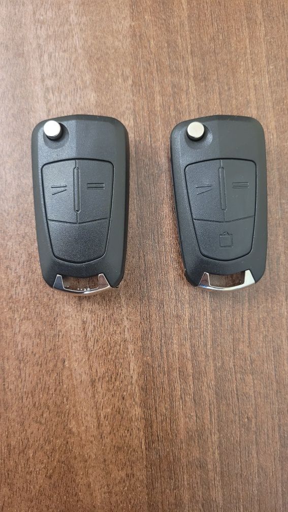 Carcasa cheie Opel cu 2 si 3 butoane tip briceag