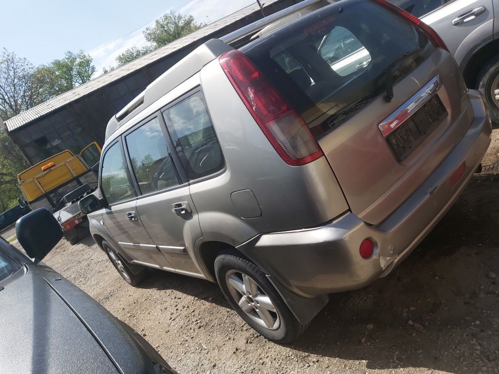 NISSAN E-TRAIL 2.2  136 к.с 4X4 2004 година.