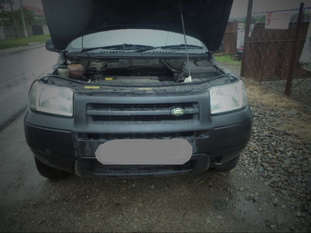 dezmembrez land rover freelander 2,0 diesel