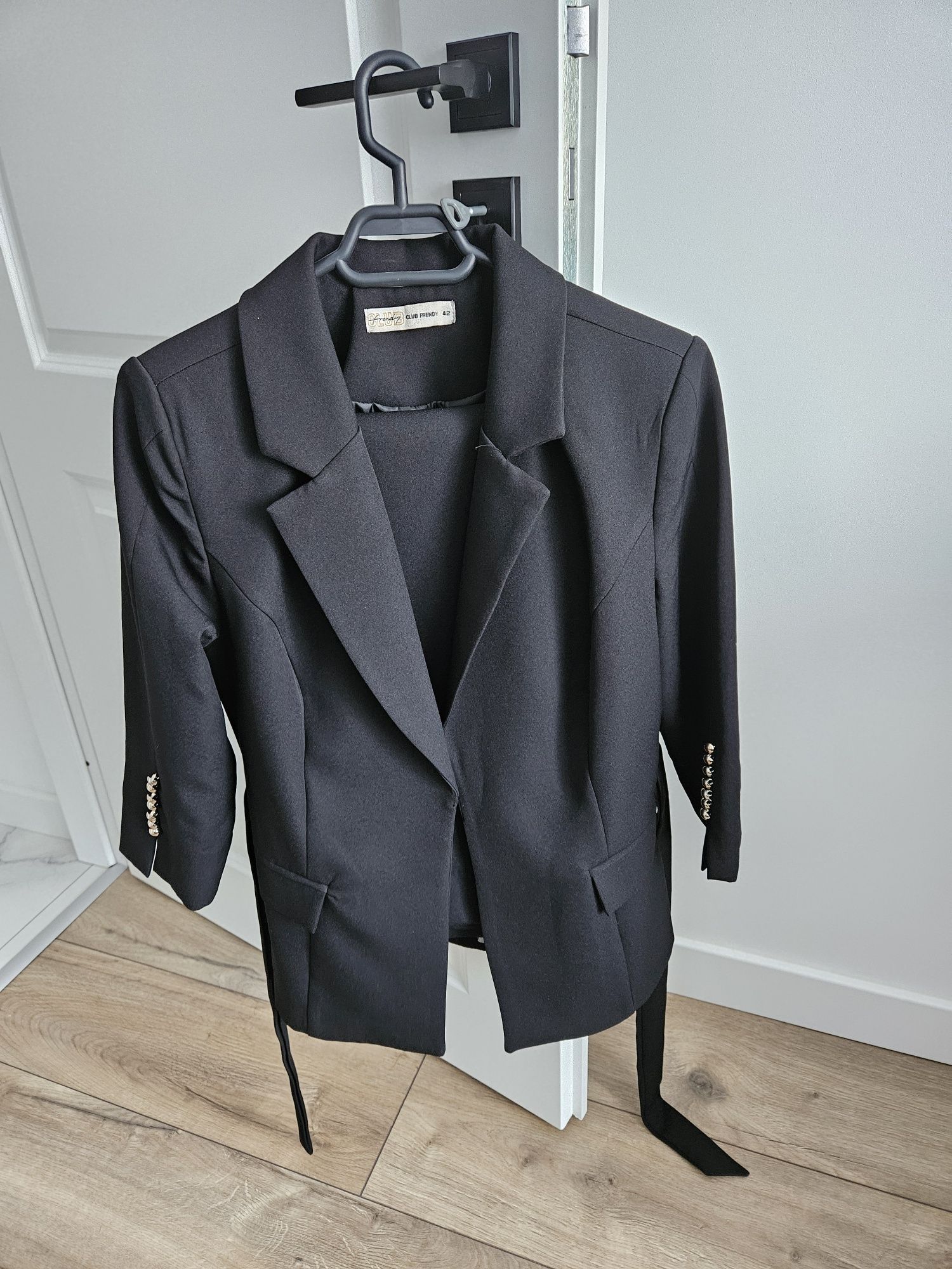 Costum elegant femei