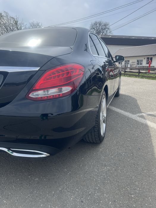 Vand Mercedes-Benz C180