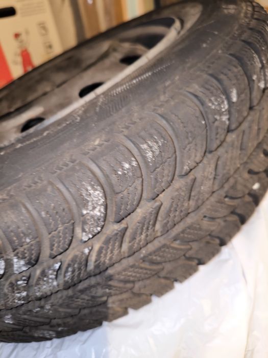 ЗИМНИ Гуми с ДЖАНТИ 2бр 155/70/13 за Опел