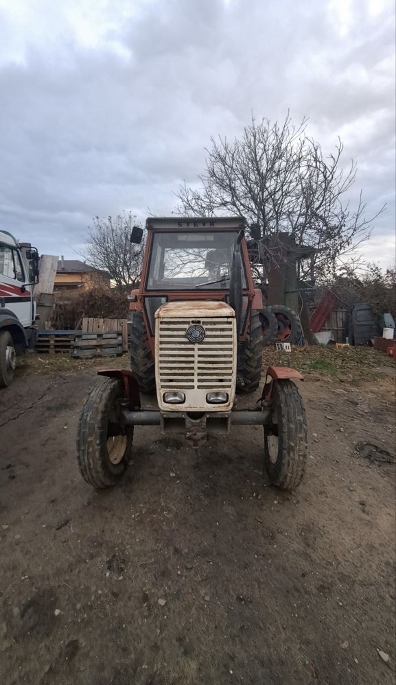 Tractor Steyr 980 - 80cp - motor Perkins in 4 cilindri - 8760 ore
