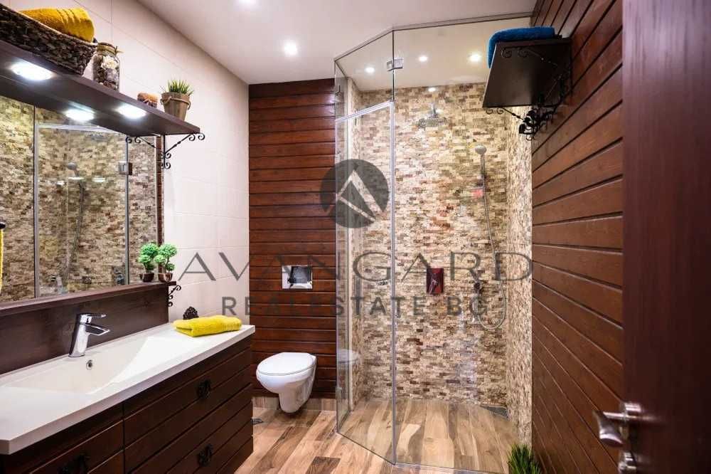 Продава се Тристаен апартамент в Пловдив, Център - 160 кв.м за 2040 €/кв.м - Снимка #7