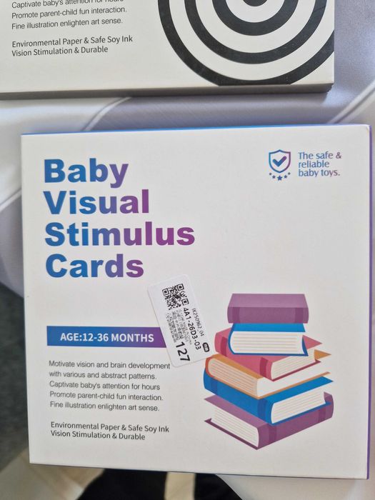 Промо 10 лв  Монтесори карти за развитие чорапки контрастни