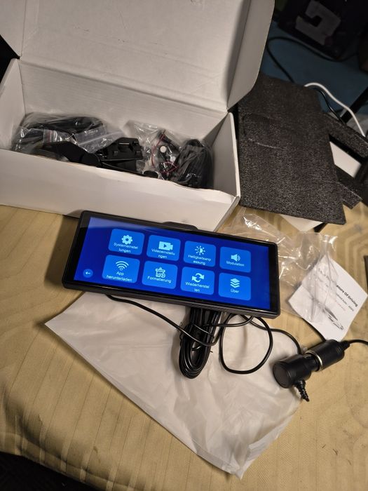 10.26" Carplay и Android Auto за кола, с 4K видеорегистратор и 2K каме