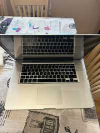 MacBook Pro 15'' плюс подарък принтер HP deskjet