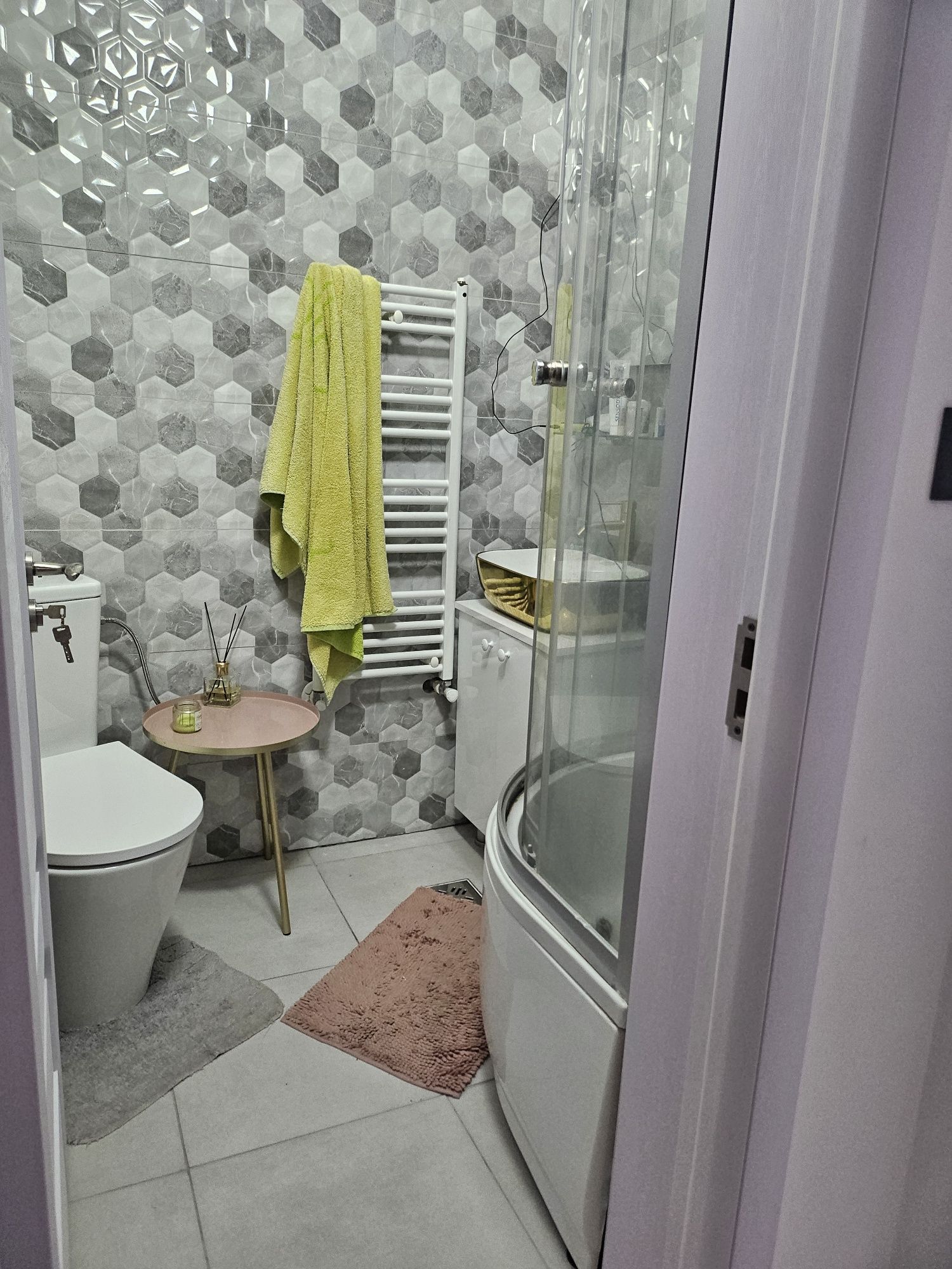 Apartament 4 camere