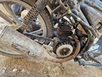 Scuter Honda SH de 49 cc pentru piese.