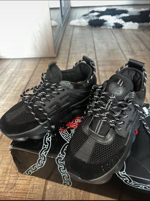 Versace Chain Reaction